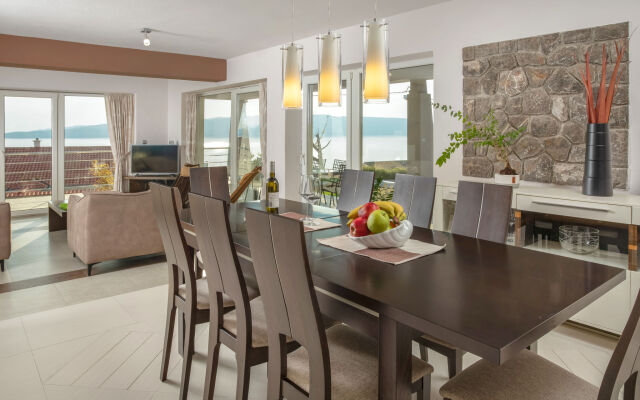 Three-Bedroom Holiday Home in Senj