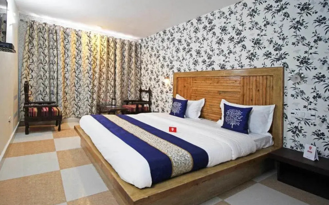 OYO Rooms Near Zero Bridge