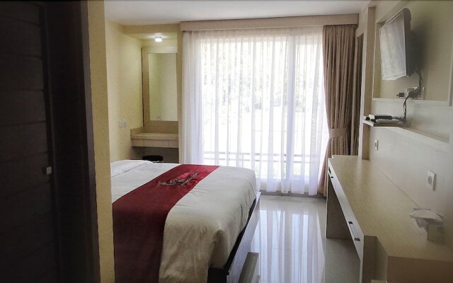 The Arya Hotel