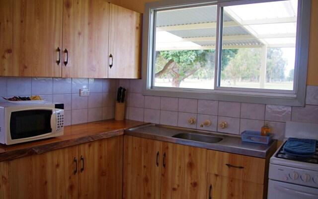 Kalgan River Chalets & Caravan Park