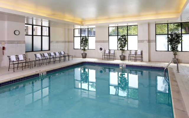 Courtyard by Marriott Milwaukee Downtown