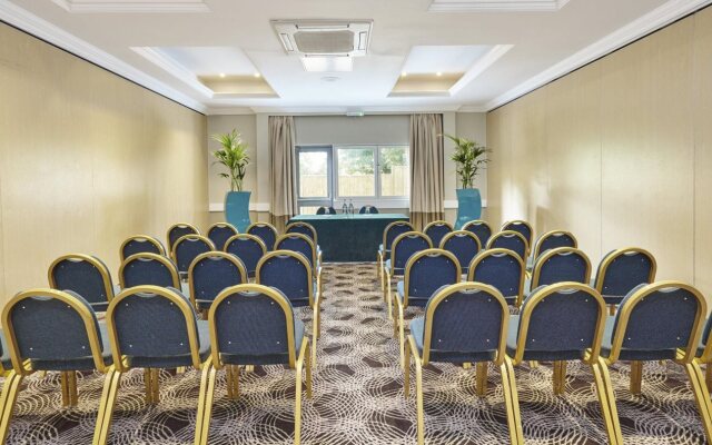 Holiday Inn Cardiff - North M4