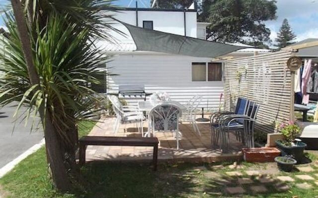 Anchor Lodge Motel