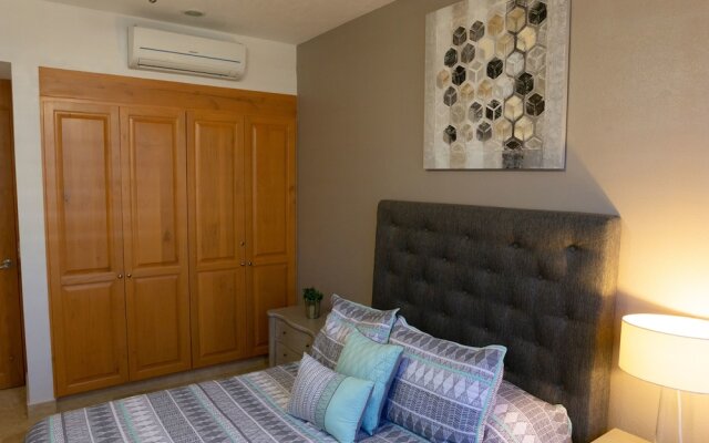 Peninsula 102 2 BR by Casago