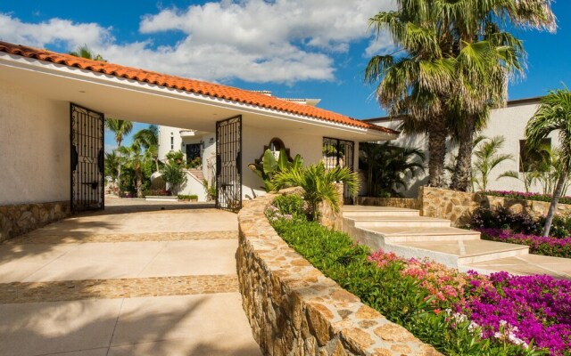 Amazing Oceanfront Villa Near Downtown: Villa Grande