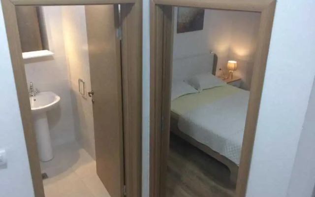 Hostel Breshka Rooms