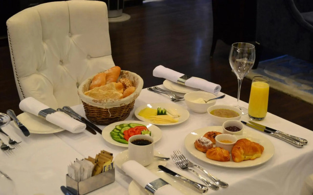 Sun City Hotel - The Gabriel