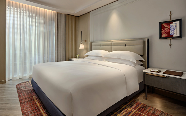 Fairmont Hanoi – Guest Rooms – Hanoi