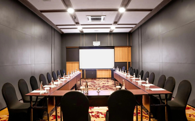 Aston Serang Hotel & Convention Center