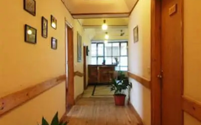 The Eee Cee Hotel
