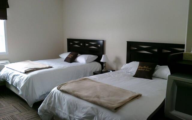 Auberge MacDonald Guest Inn
