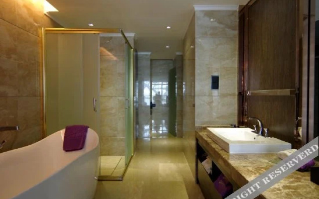 Shuangyuhui River View Hotel