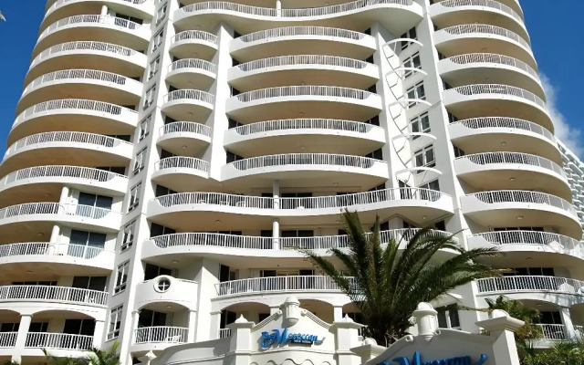 Moroccan Resort - HR Surfers Paradise