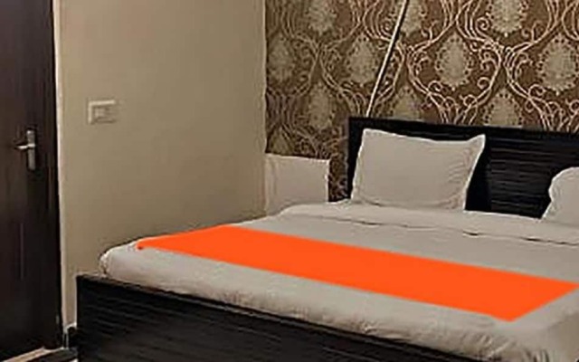 Fabhotel Plus Royal Galaxy I