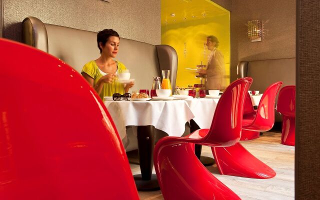 Hotel Le Petit Paris