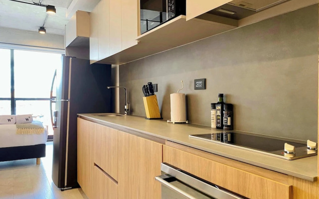 w Marvelous Loft in Polo