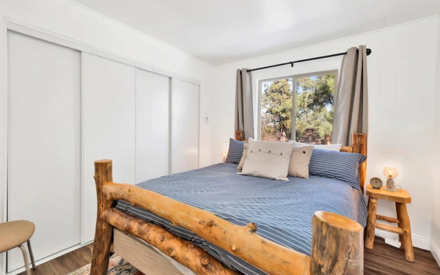 Sugar Bear Crossing #2496