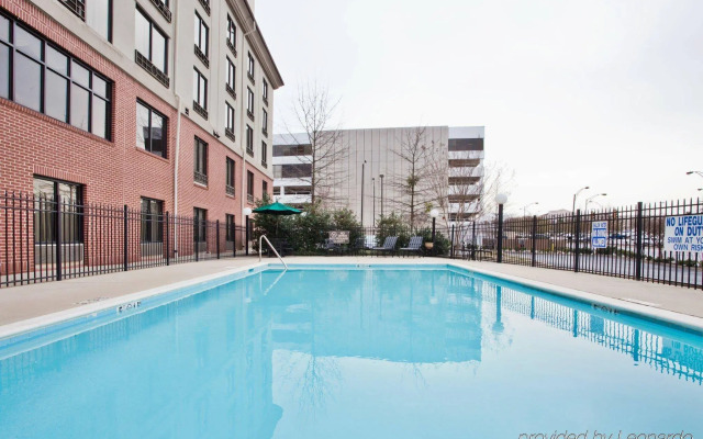 Holiday Inn Express & Suites Greenville - Downtown by IHG