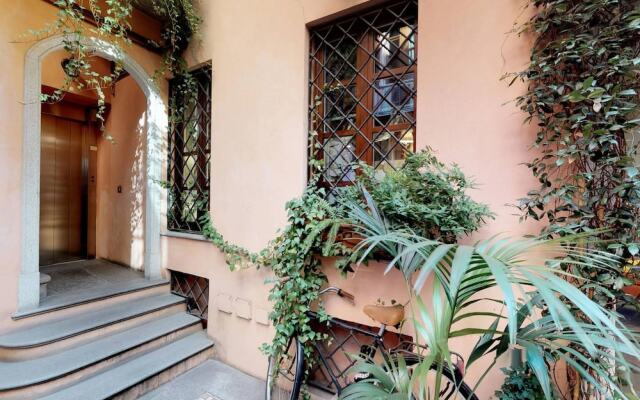 Fashion District Apartment