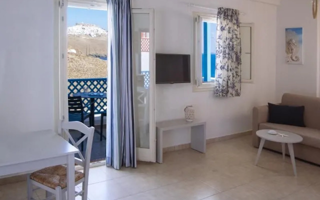 Aelia Apartments & Suites