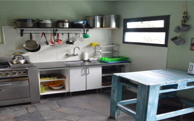 Pastora Suites & Hostel