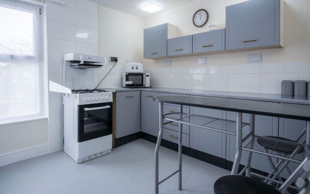 Fulke Street - 2 Bedroom Apartment - Milford Haven