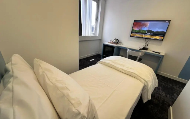 No25 Hotels
