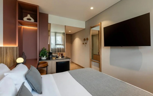 Heiss Hotel By Jalo