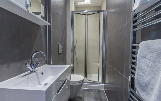 The Balmoral Suite