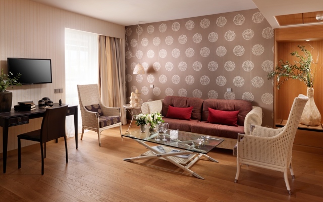 Divani Escape- Adults only