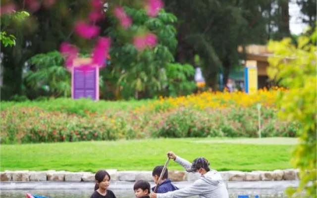 Lumiere Family Village Đông Tác – People – Tuy Hoa