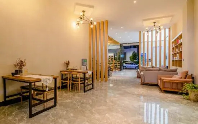 Journey Select Hotel (Qujing Xiaopo Branch)