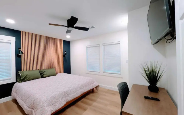 10 Burnett Home
