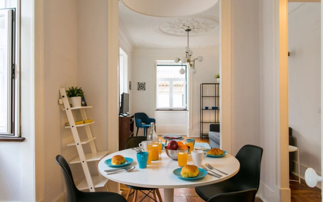 JOIVY Splendid 2BR flat in Bairro Alto, nearby Luís de Camões Sq.