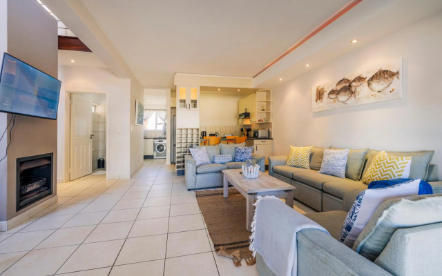 Waterfront Cottage B3