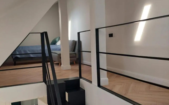 S.I. House