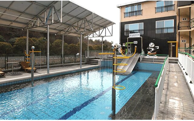 Namhae Happy Village Pension