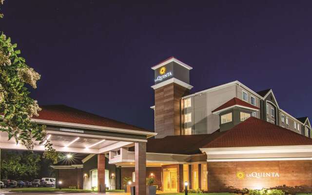 La Quinta Inn & Suites by Wyndham Orlando UCF