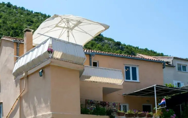 Apartment Darija