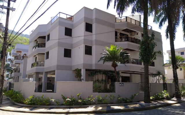 Apartamento a 100 m da Praia Grande Ubatuba