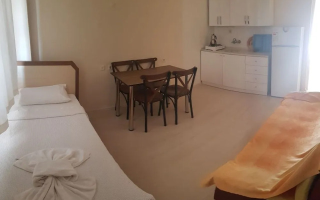 Ozgun Apart Otel Kusadasi