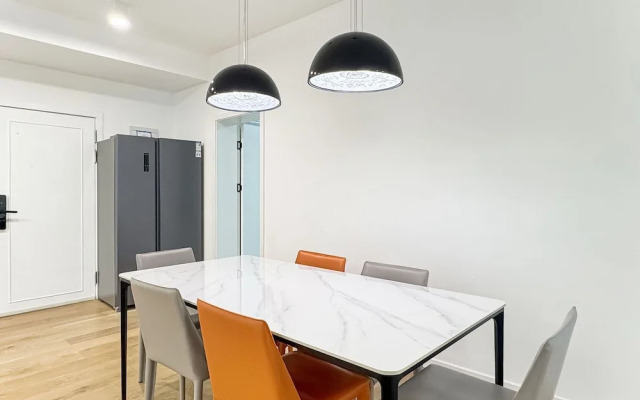 Tyms 2BR 2BA Apt Near MetroCity Line 1 9