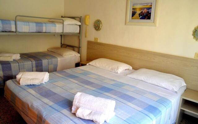 New Hotel Cirene Triple Room Economy With Full Pension