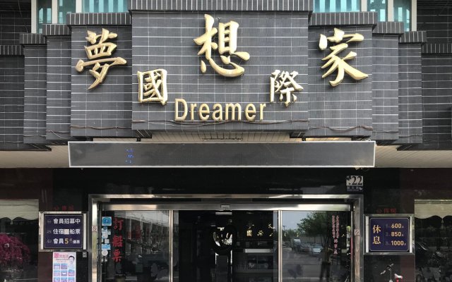 Dreamer Hotel