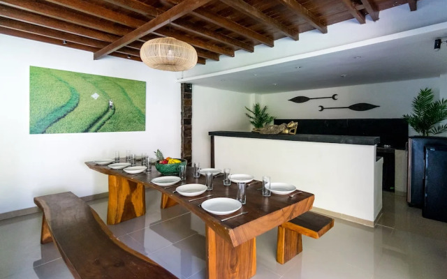 Private 7 Bedroom near Seminyak