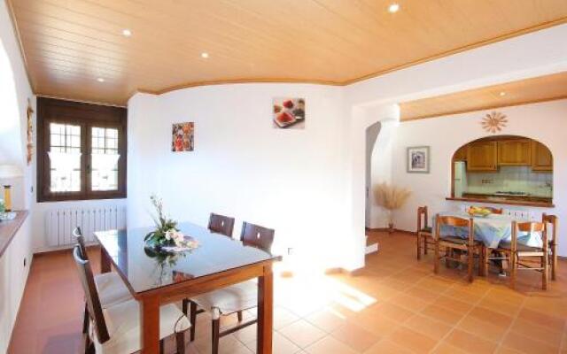 Holiday Home Cabanyes B23