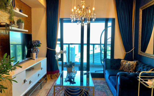 Luxury, Private Balcony, Ocean Views at the Oceans Apartments