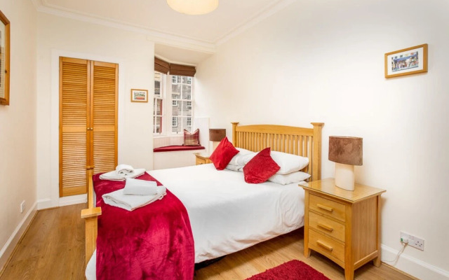 Lovely 2-bed Apartment in Old Town Edinburgh