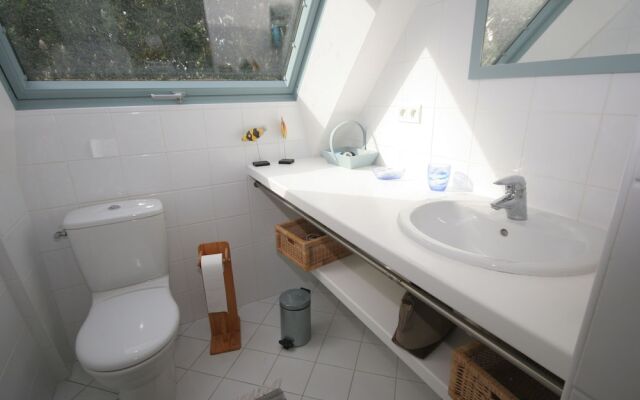 Beautiful Holiday Home in La Trinite-sur-mer With Garden