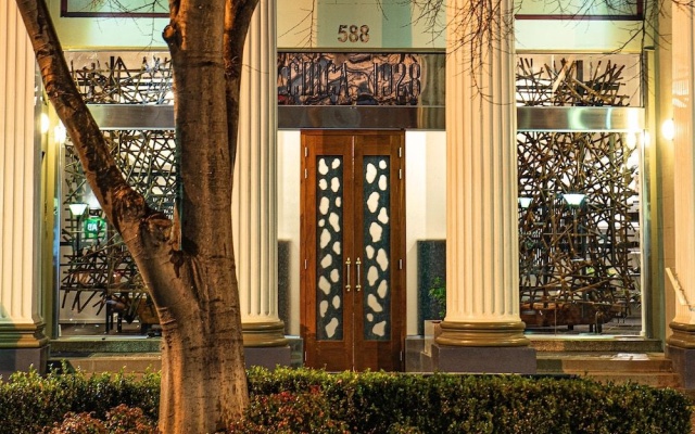 CIRCA 1928 - Albury — 4-star hotel in Albury